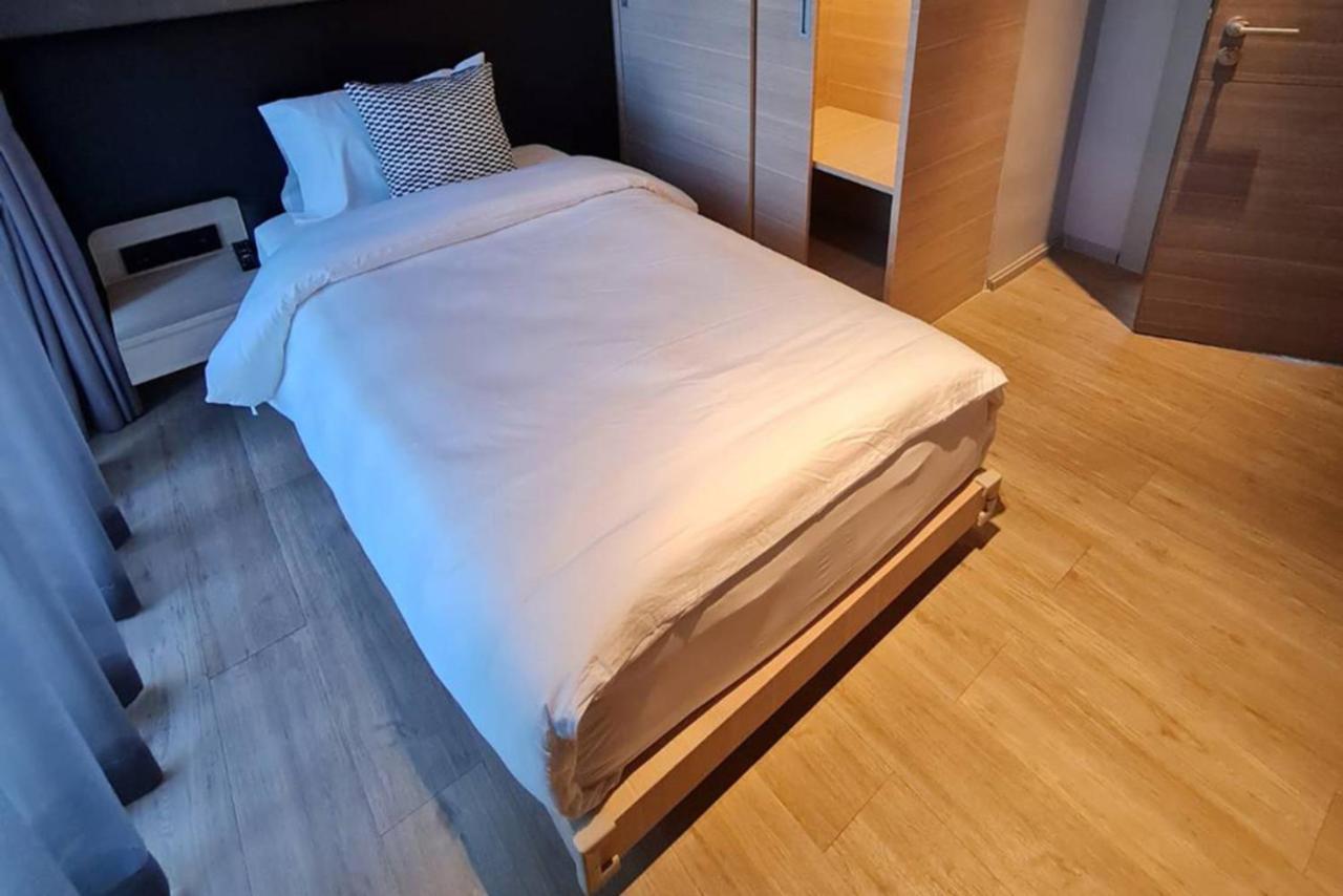 Voque Hotel & Serviced Residence Sukhumvit 51 Μπανγκόκ Εξωτερικό φωτογραφία